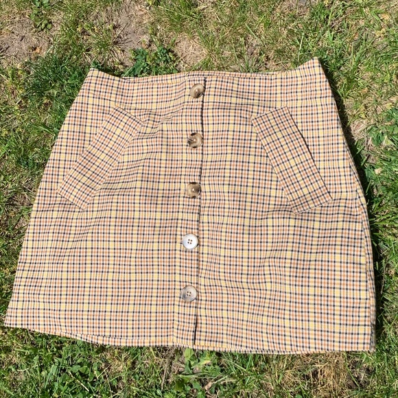 UO Plaid Button Up Mini Skirt - Picture 2 of 2